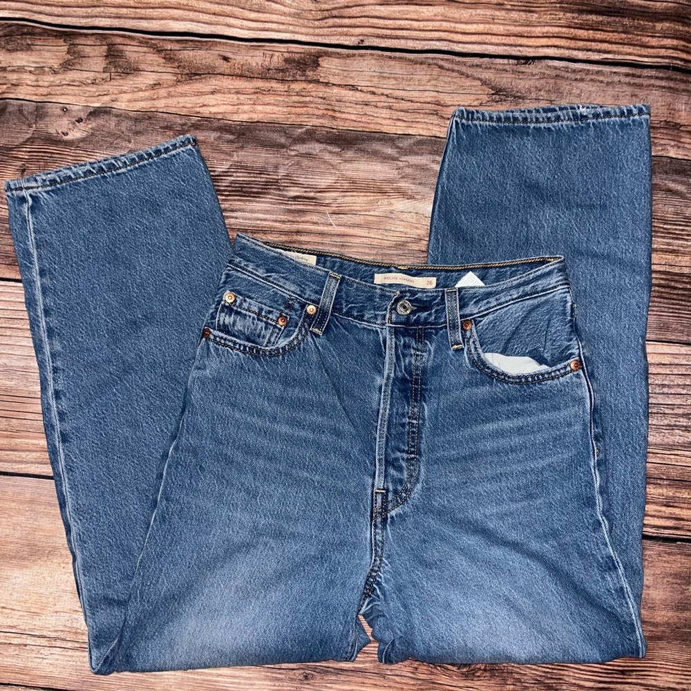Levi’s ribcage straight premium Jeans size 26